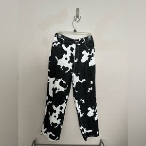 Black and White Cow-Print 12th Tribe High-Rise Straight Leg Jeans Size XL!